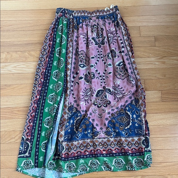 FARM Rio Green and Orange A-Line Skirt - Picture 2 of 6